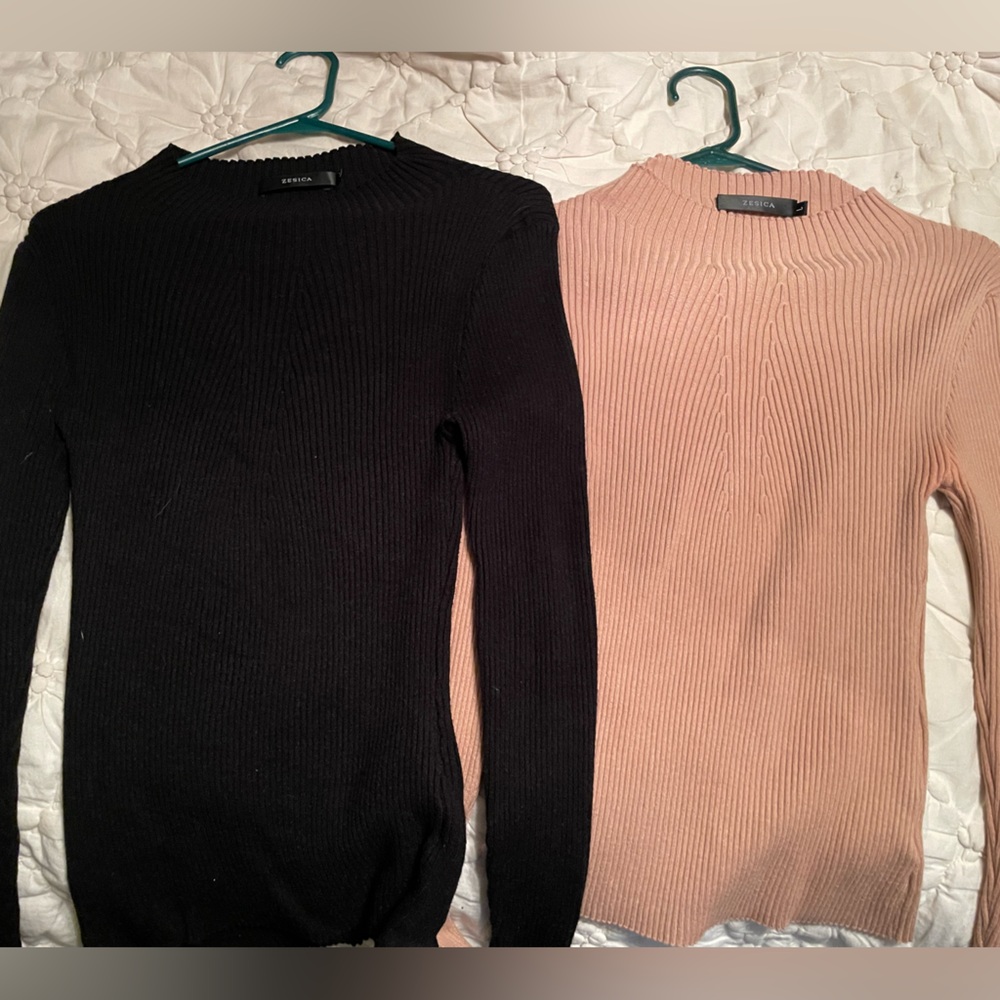 Zac & Rachel Ribbed Crewneck Sweaters — Black & Blush Pink